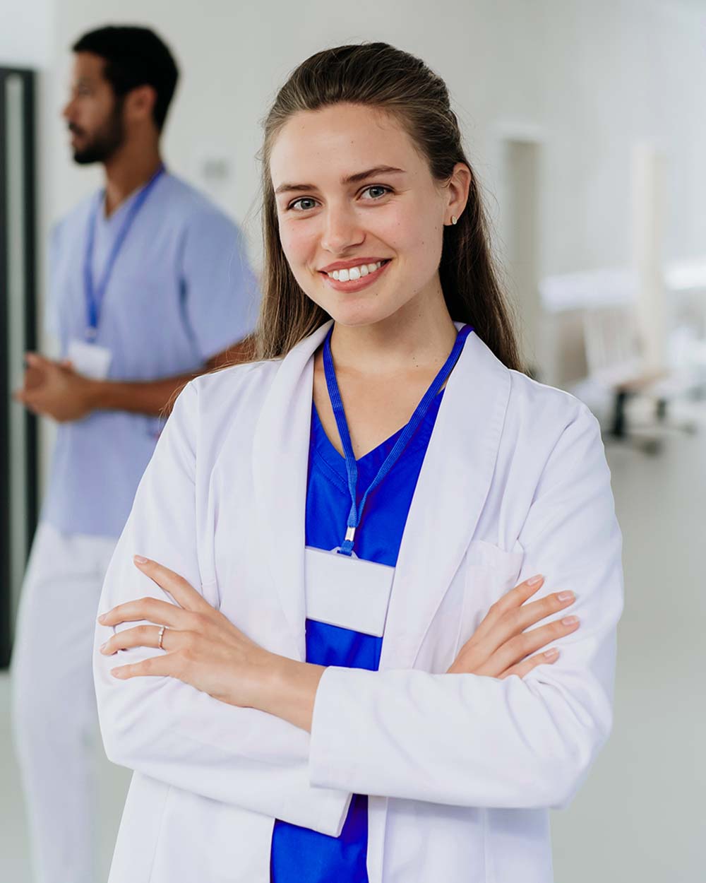 portrait of young woman doctor at hospital corrido2 f8rcc4t.jpg